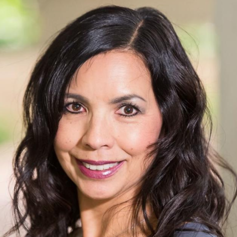 Headshot of Laura Esquivel
