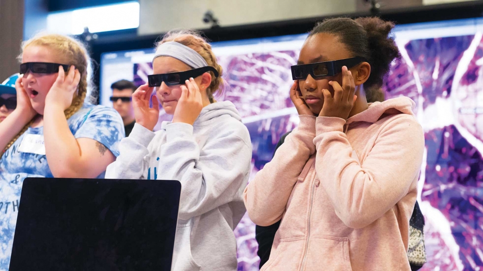 Students visiting the vis lab